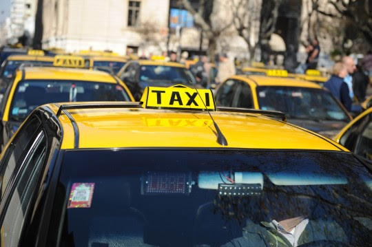 La Municipalidad lanzó una convocatoria para aspirantes a licencias de taxis